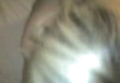 Naughty hot babe giocando video porno amatoriale trans con la sua figa