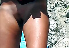 Zuzinka in un trio con una rossa sexy video amatoriali por
