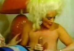 Cornea cougar babe Deauxma scopata da un ragazzo di servizio in un video porno italiani mature hotel!